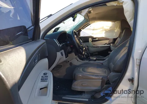 2010 GMC Acadia Sle z USA, uszkodzony, nr VIN 1GKLRLED1AJ120759